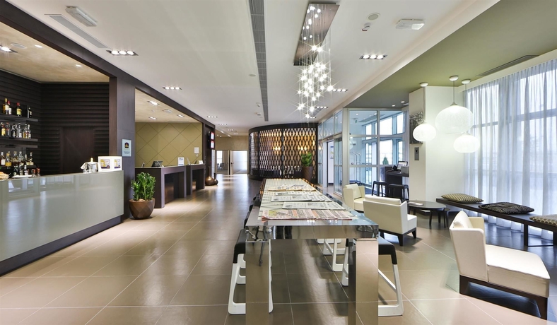 Imagen de los interiores del Hotel Best Western Premier Chc Airport. Foto 7