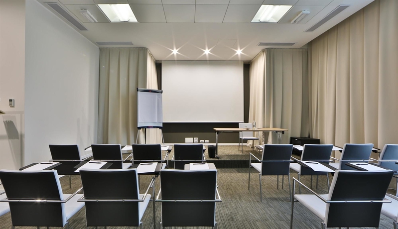 Imagen de los interiores del Hotel Best Western Premier Chc Airport. Foto 13