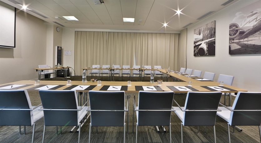 Imagen de los interiores del Hotel Best Western Premier Chc Airport. Foto 14