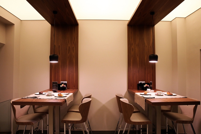 Imagen del bar/restaurante del Hotel Best Western Premier Dante. Foto 4