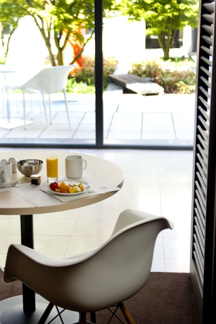 Imagen del bar/restaurante del Hotel Best Western Premier De La Paix. Foto 3