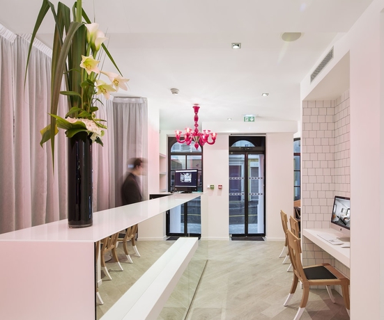 Imagen de los interiores del Hotel Best Western Premier Faubourg 88. Foto 19