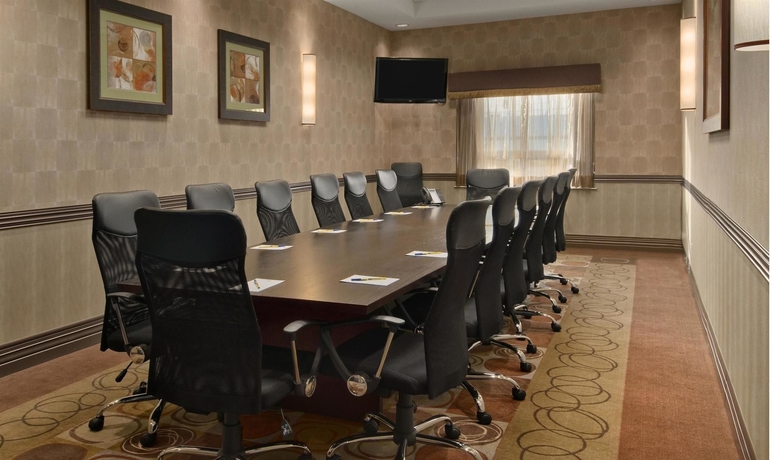 Imagen de los interiores del Hotel Best Western Premier Freeport Inn Calgary Airport. Foto 14