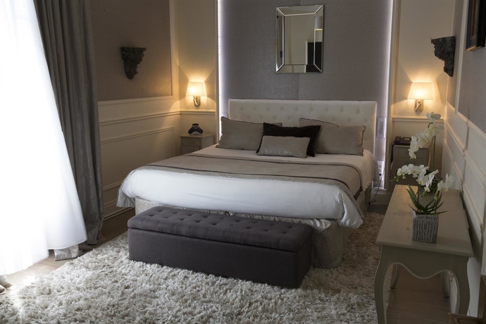 Imagen de la habitación del Hotel Best Western Premier Grand Monarque and Spa. Foto 5