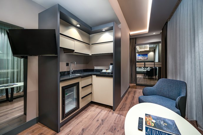 Imagen de la habitación del Hotel Best Western Premier Hidden Hills. Foto 3