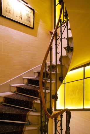 Imagen de los interiores del Hotel Best Western Premier Hôtel Trocadero La Tour. Foto 11