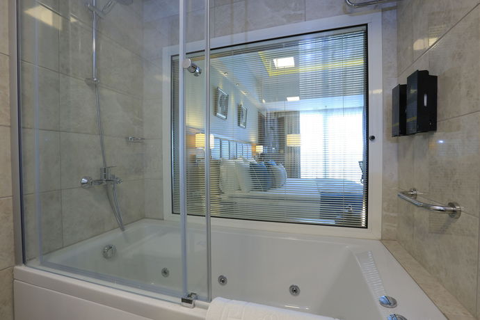 Imagen de la habitación del Hotel Best Western Premier Karsiyaka Convention and Spa. Foto 7