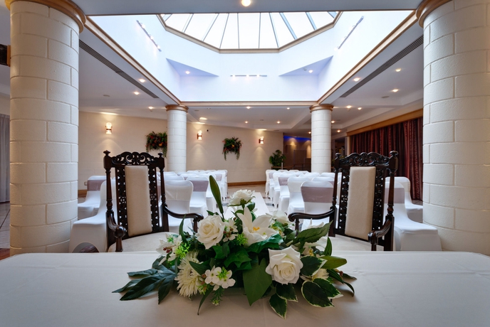 Imagen de los interiores del Hotel Best Western Premier Knowsley Suites & Spa. Foto 7