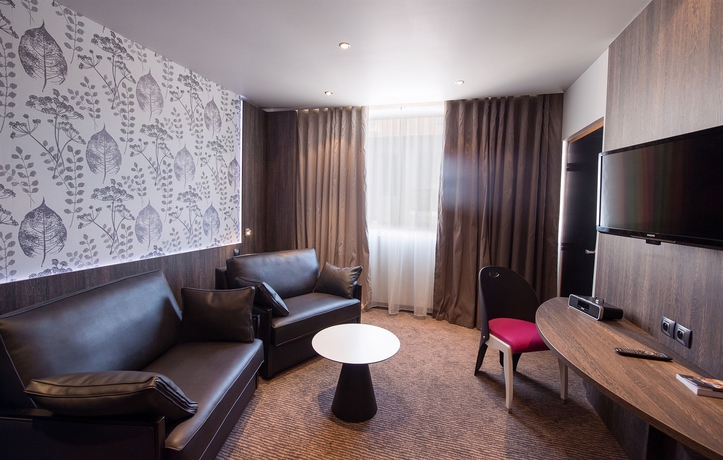 Imagen de los interiores del Hotel Best Western Premier Le Patio Des Artistes. Foto 15