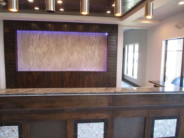 Imagen de los interiores del Hotel Best Western Premier Liberty Inn and Suites. Foto 18