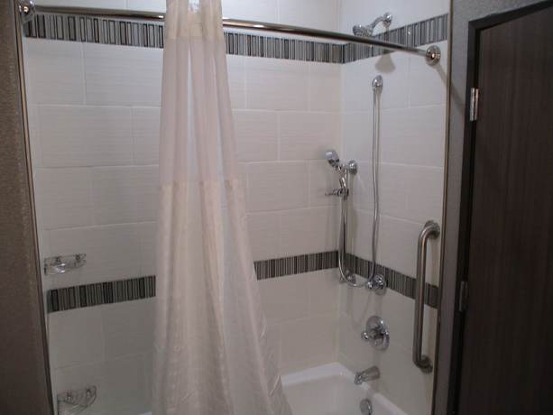 Imagen de la habitación del Hotel Best Western Premier Liberty Inn and Suites. Foto 11