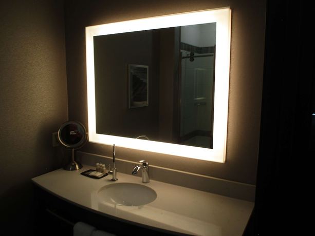 Imagen de la habitación del Hotel Best Western Premier Liberty Inn and Suites. Foto 14