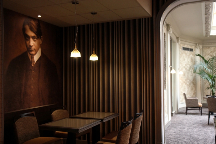 Imagen de los interiores del Hotel Best Western Premier Littéraire Le Swann. Foto 10