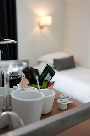 Imagen de la habitación del Hotel Best Western Premier Littéraire Le Swann. Foto 9