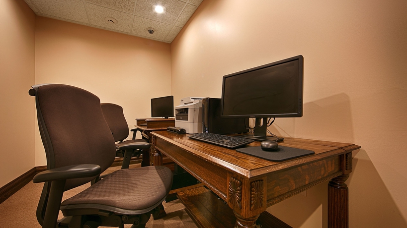Imagen de los interiores del Hotel Best Western Premier Mariemont Inn. Foto 15