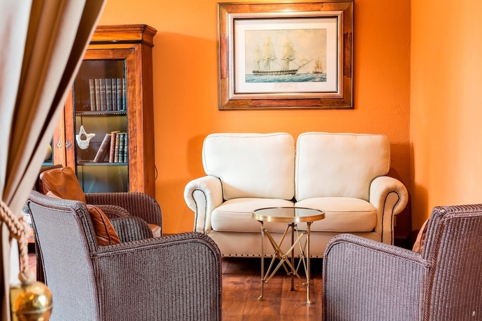 Imagen de los interiores del Hotel Best Western Premier Montfleuri. Foto 14