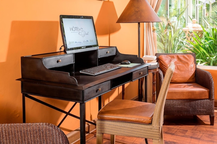 Imagen de los interiores del Hotel Best Western Premier Montfleuri. Foto 18