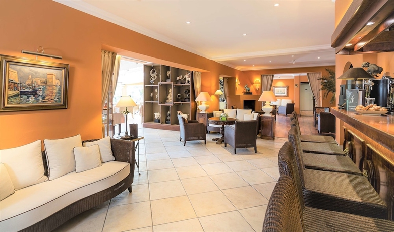 Imagen de los interiores del Hotel Best Western Premier Montfleuri. Foto 19