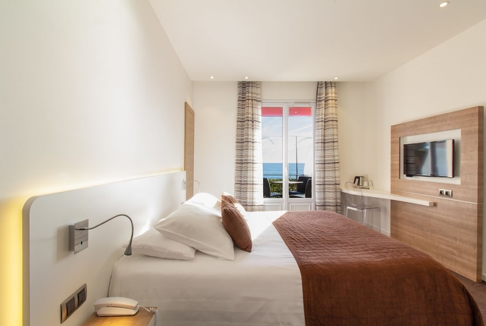 Imagen de la habitación del Hotel Best Western Premier Prince De Galles. Foto 6