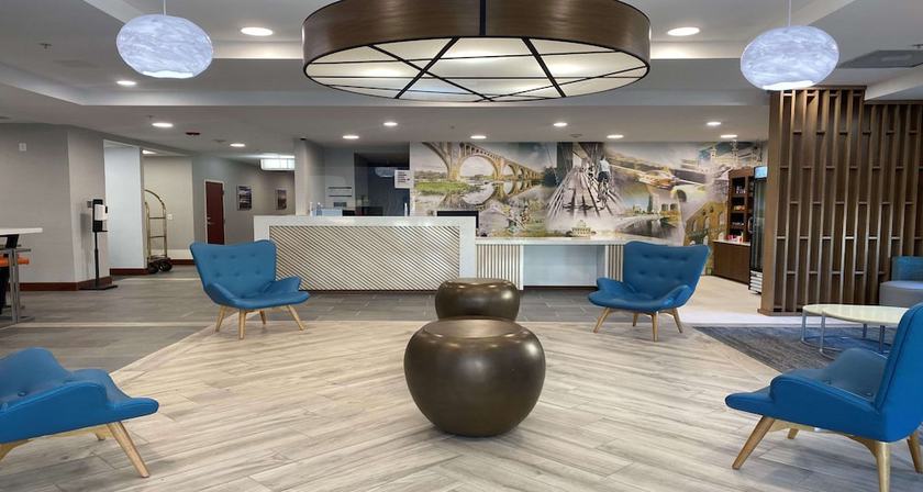 Imagen de los interiores del Hotel Best Western Premier Richmond City Gateway. Foto 12