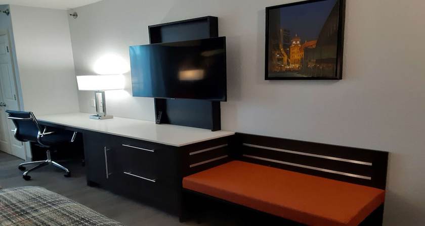 Imagen de la habitación del Hotel Best Western Premier Richmond City Gateway. Foto 11