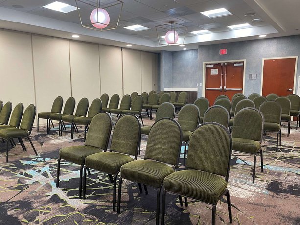 Imagen de los interiores del Hotel Best Western Premier Richmond City Gateway. Foto 17