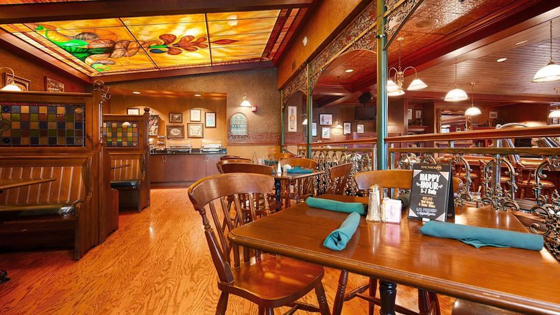 Imagen del bar/restaurante del Hotel Best Western Premier The Central and Conference Center. Foto 3