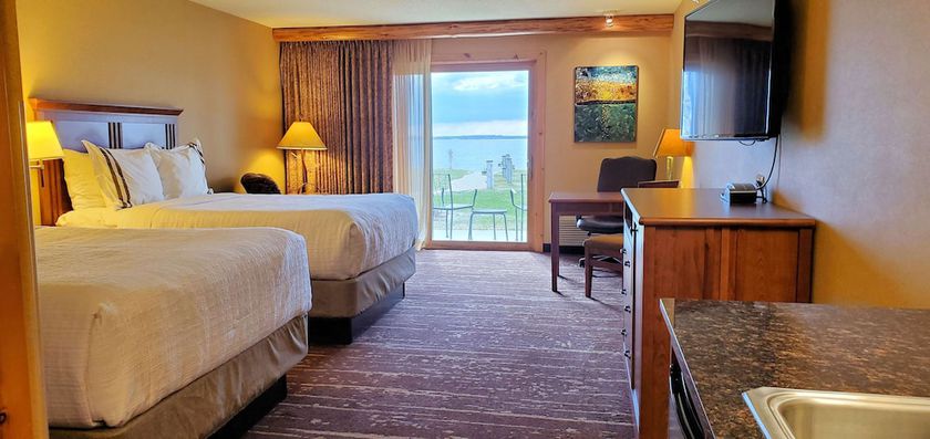 Imagen de la habitación del Hotel Best Western Premier The Lodge On Lake Detroit. Foto 13