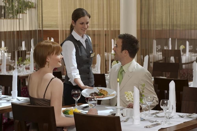 Imagen del bar/restaurante del Hotel Best Western Premier Villa Stokkum. Foto 6