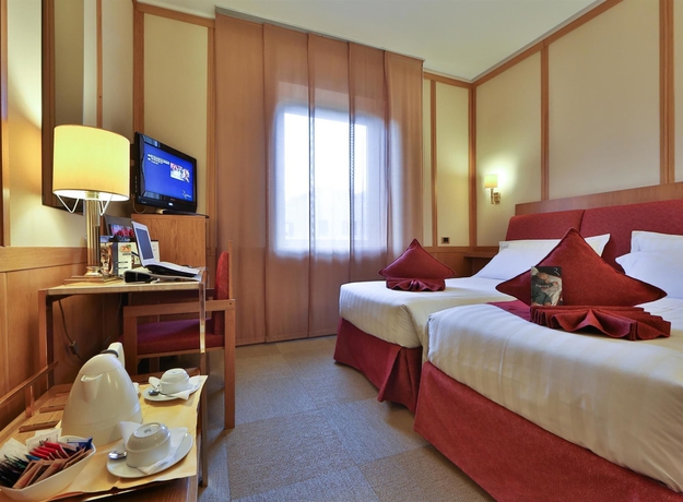 Imagen de la habitación del Hotel Best Western President. Foto 9