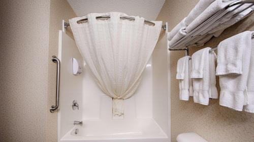 Imagen general del Hotel Best Western Providence-seekonk Inn. Foto 3