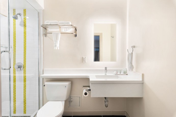 Imagen de la habitación del Hotel Best Western Red Coach Inn. Foto 11