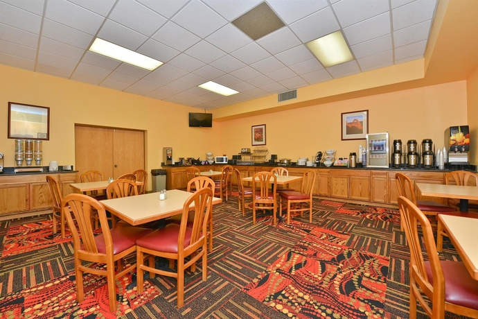 Imagen del bar/restaurante del Hotel Best Western Red Hills. Foto 6