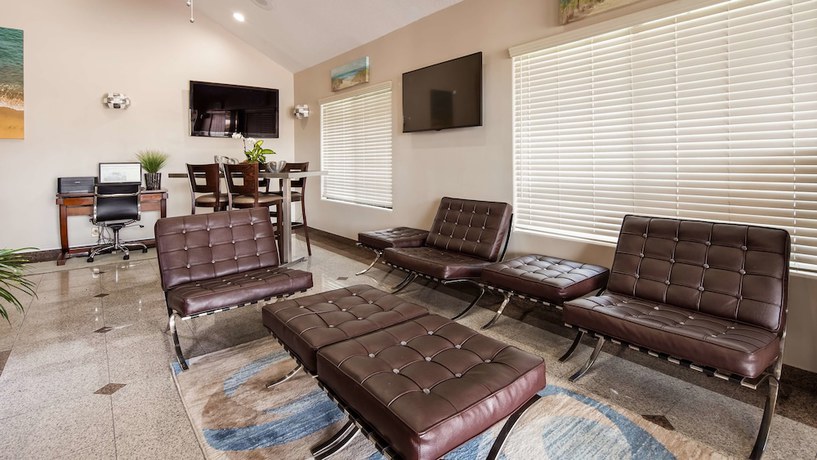 Imagen de los interiores del Hotel Best Western Redondo Beach Galleria Inn. Foto 34