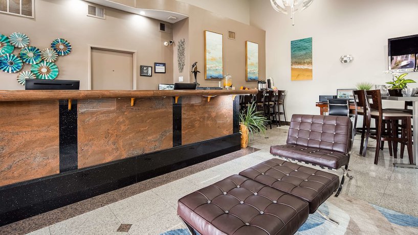 Imagen de los interiores del Hotel Best Western Redondo Beach Galleria Inn. Foto 35