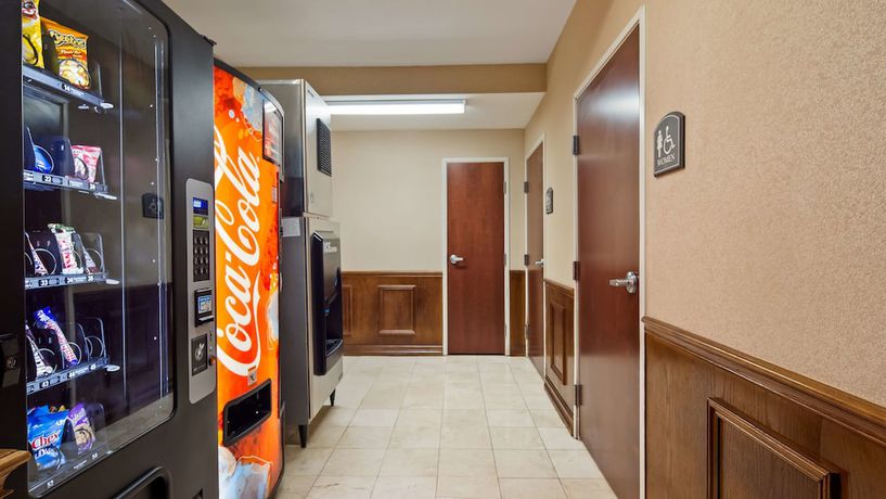 Imagen de los interiores del Hotel Best Western Refugio Inn. Foto 11