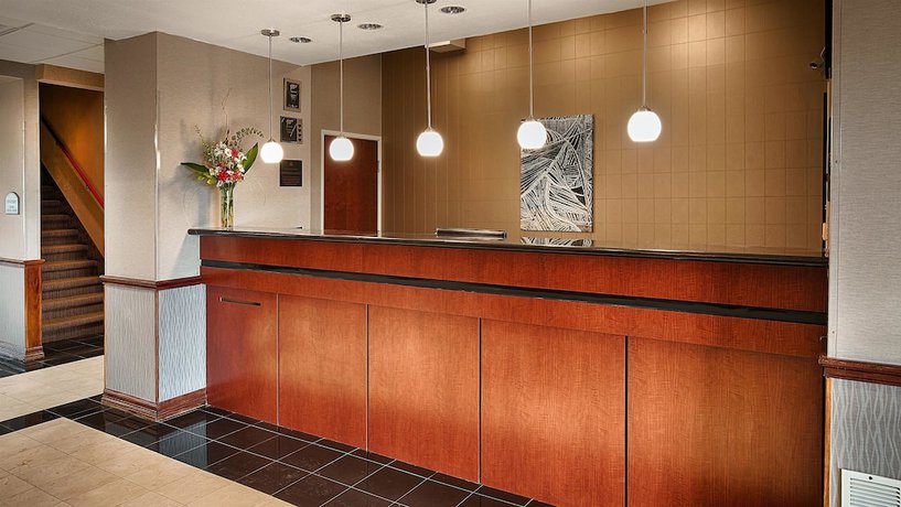 Imagen de los interiores del Hotel Best Western Refugio Inn. Foto 18