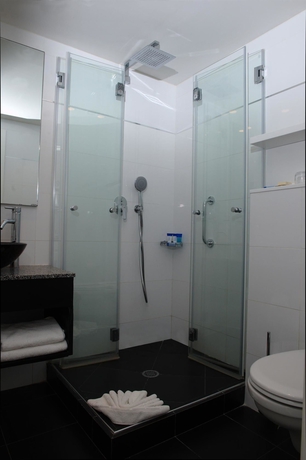 Imagen de la habitación del Hotel Best Western Regency Suites. Foto 10