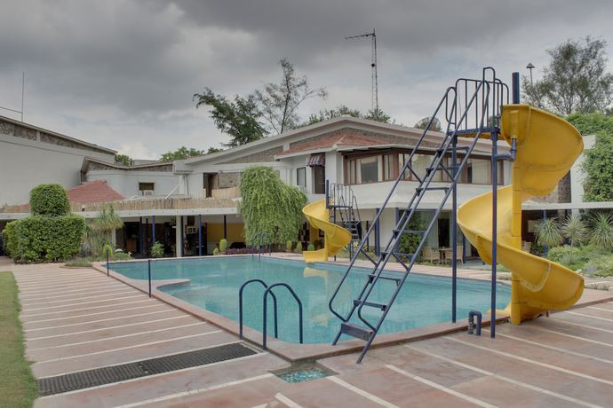 Imagen de la piscina del Hotel Best Western Resort Country Club. Foto 17