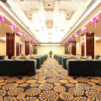 Imagen de los interiores del Hotel Best Western Ridong Garden. Foto 17