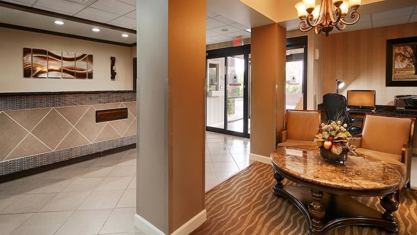 Imagen de los interiores del Hotel Best Western River City. Foto 19
