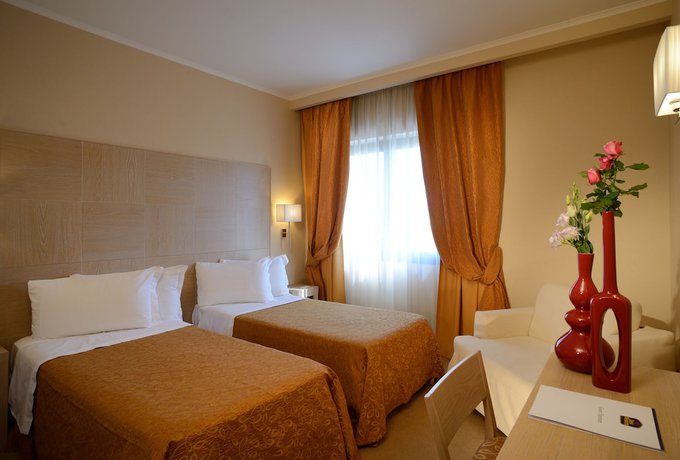 Imagen de la habitación del Hotel Best Western Rome Airport. Foto 2