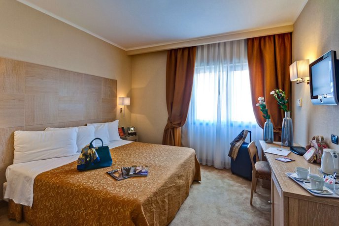 Imagen de la habitación del Hotel Best Western Rome Airport. Foto 3
