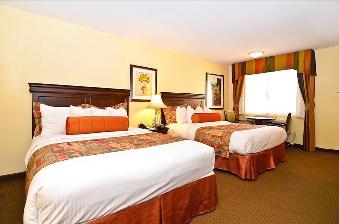 Imagen de la habitación del Hotel Best Western Rose Garden Inn. Foto 12