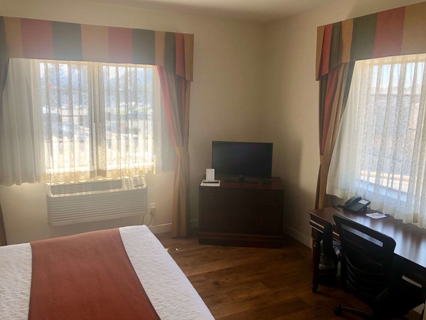 Imagen de la habitación del Hotel Best Western Rose Garden Inn. Foto 13