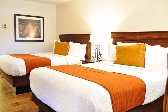 Imagen de la habitación del Hotel Best Western Rose Garden Inn. Foto 15