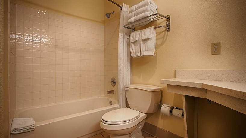 Imagen de la habitación del Hotel Best Western Rose Quartz Inn. Foto 9