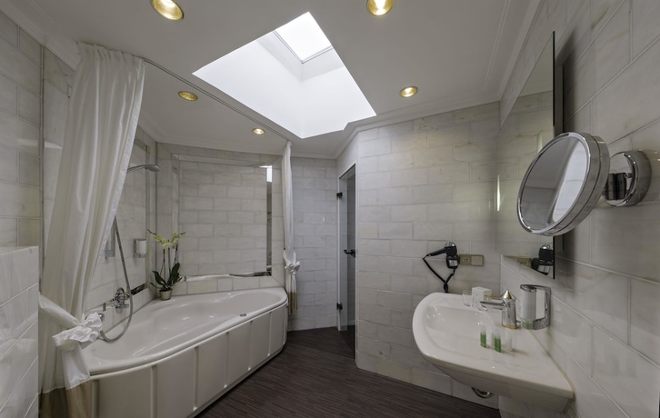 Imagen de la habitación del Hotel Best Western Royal, Aachen. Foto 17