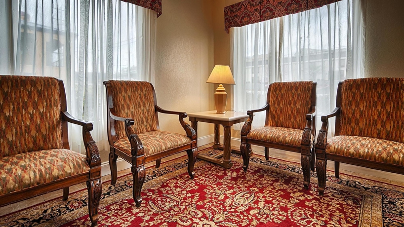 Imagen de los interiores del Hotel Best Western Royal Inn. Foto 11