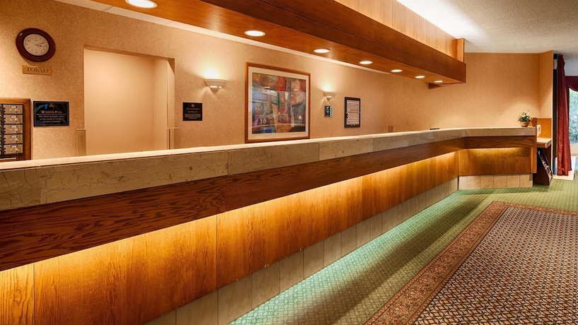 Imagen de los interiores del Hotel Best Western Royal Plaza and Trade Center. Foto 19